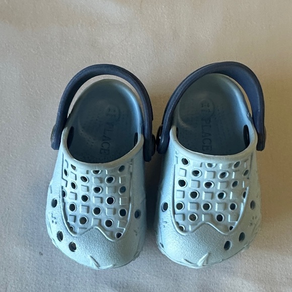 The Children's Place - Light Blue Clogs/water shoes Sandals with Heel Strap - Picture 2 of 11